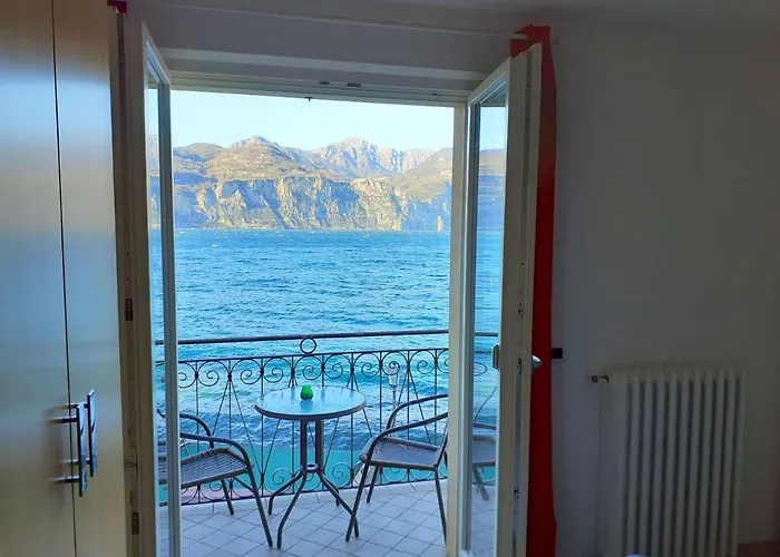 Casa Giardino شقة