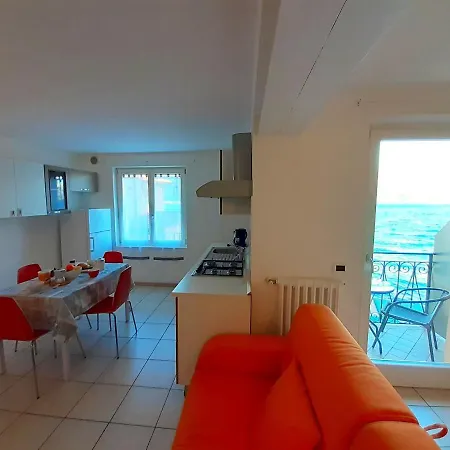 Casa Giardino Apartment Malcesine