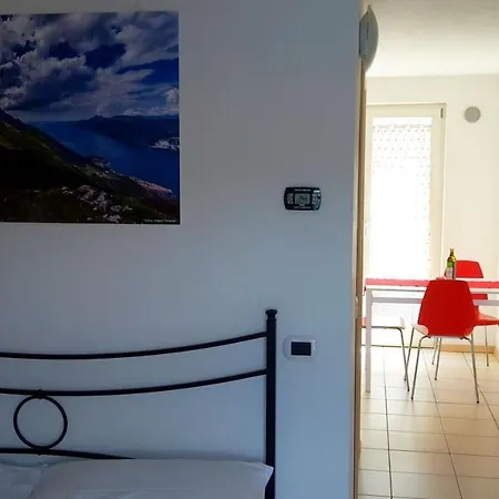 Casa Giardino Apartment Malcesine